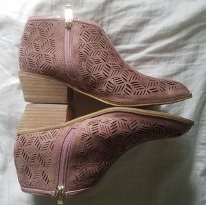 Catherine Maladrino Suede Ankle Boots size 6.5